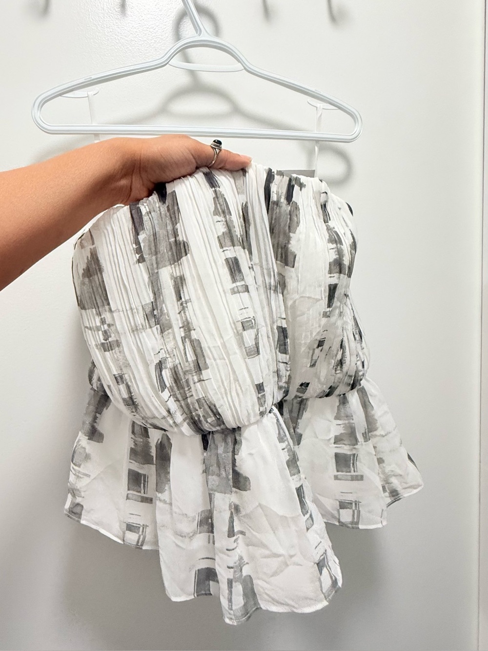 Armani Exchange White Black Abstract Pleated Strapless Peplum Top XL